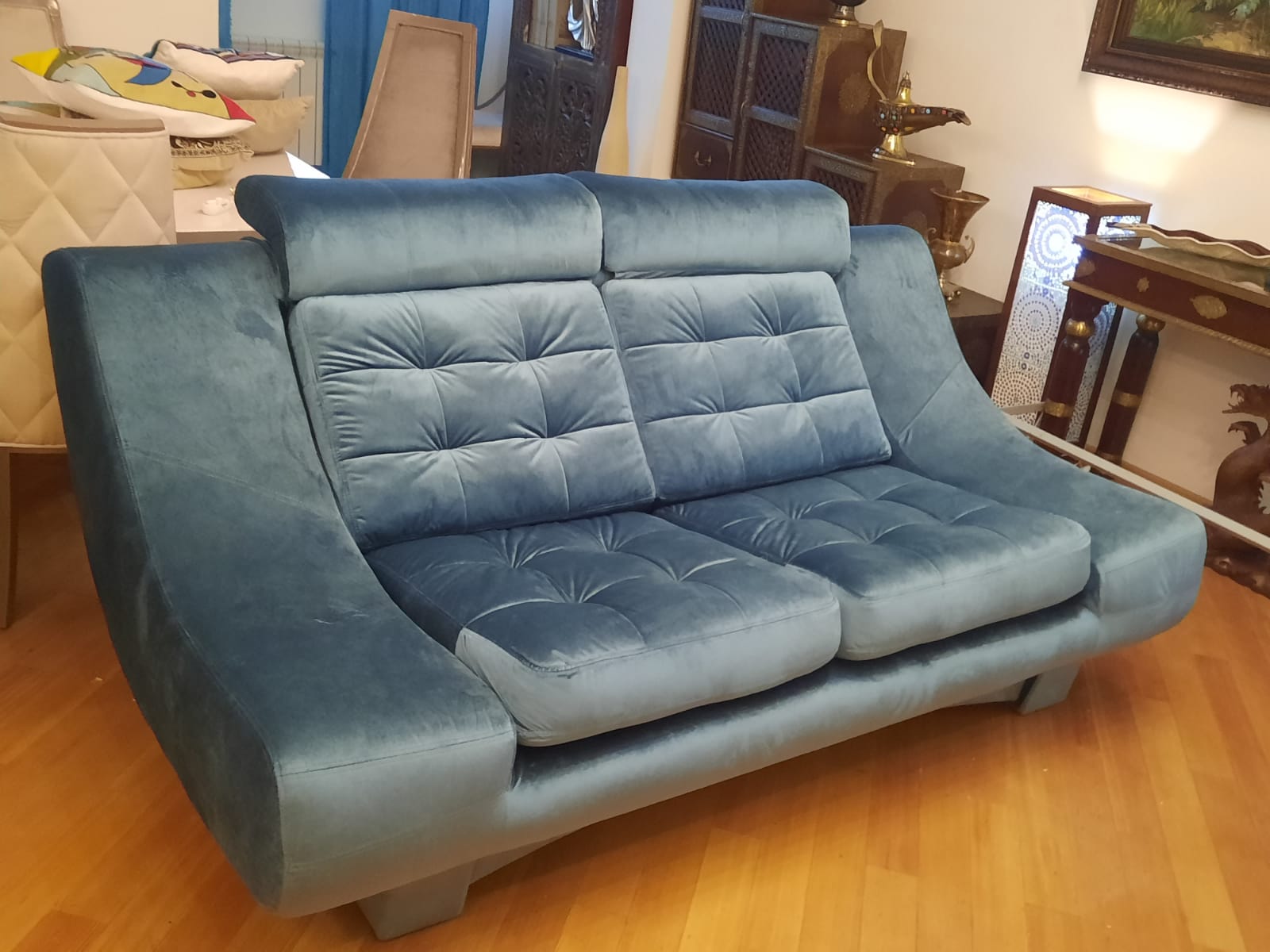 Обивка дивана на дому. Ефимовский